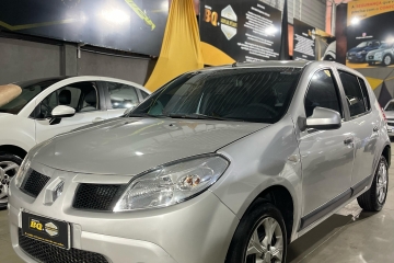 SANDERO