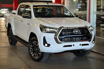 HILUX