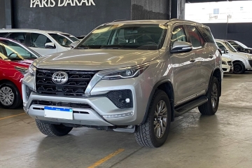 HILUX SW4