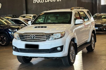 HILUX SW4