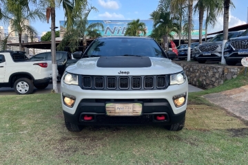 Compass Trailhawk