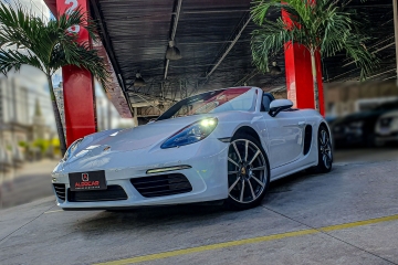 718