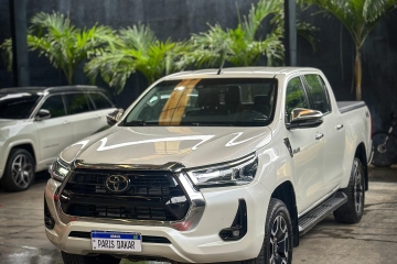 HILUX