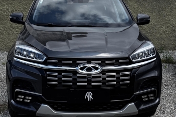 TIGGO 8