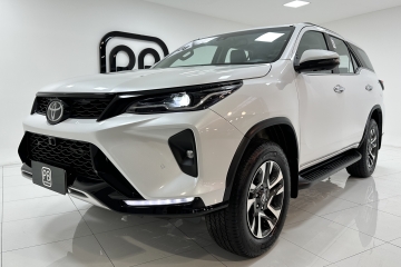 HILUX SW4