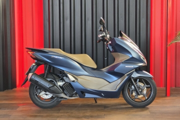 PCX DLX