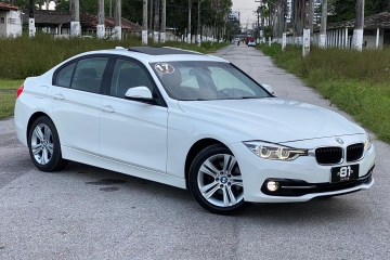 320i