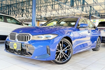 320i