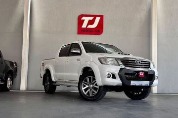 HILUX