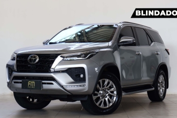 HILUX SW4