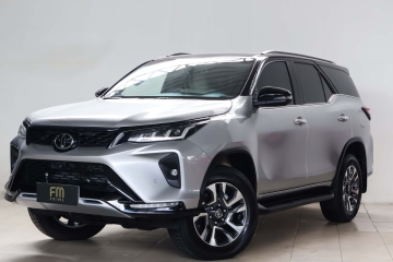 HILUX SW4