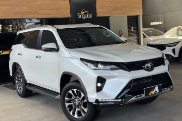 HILUX SW4