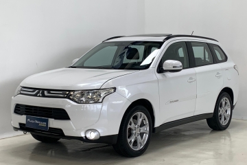 OUTLANDER