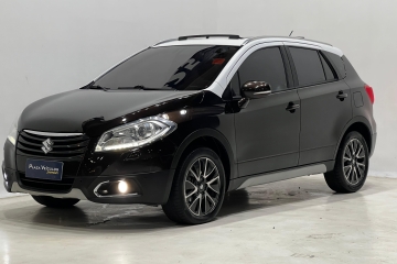 S-CROSS
