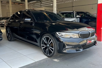 320i
