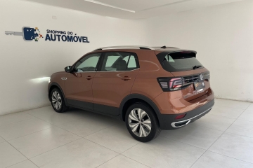 T-CROSS