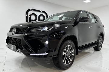 HILUX SW4