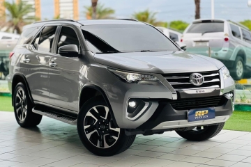 HILUX SW4