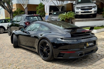 911
