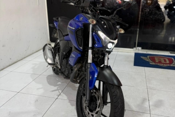FAZER 15