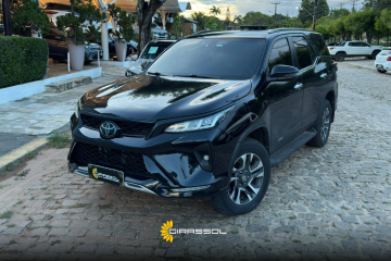 HILUX SW4