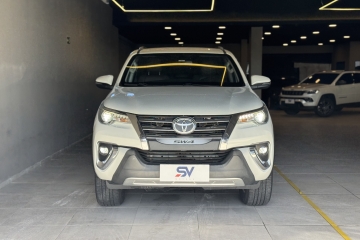 HILUX SW4