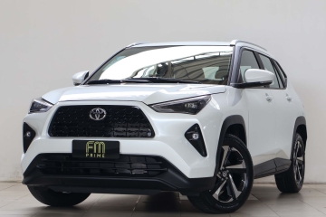 YARIS CROSS