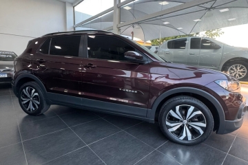 T-CROSS