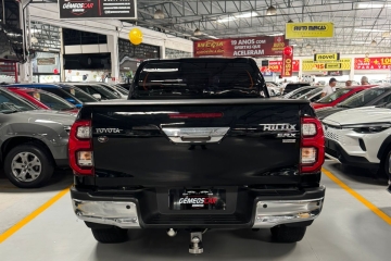 HILUX