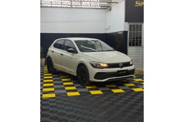 Polo Track