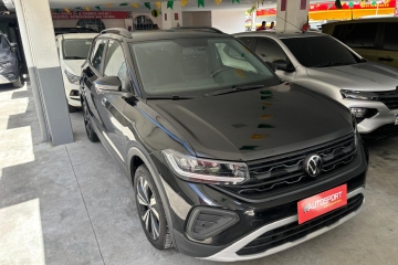 T-CROSS
