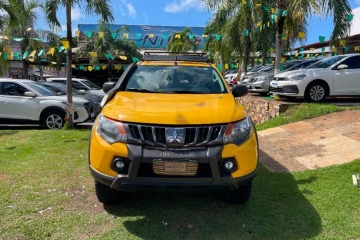 L200 Triton Savana
