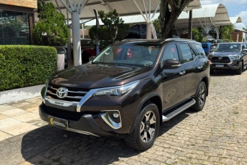 HILUX SW4
