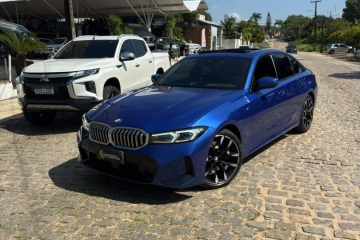 320i