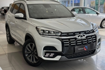 TIGGO 8