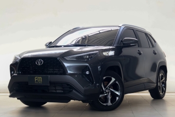 YARIS CROSS