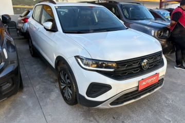 T-CROSS