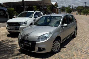 SANDERO