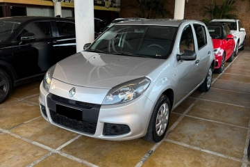 SANDERO