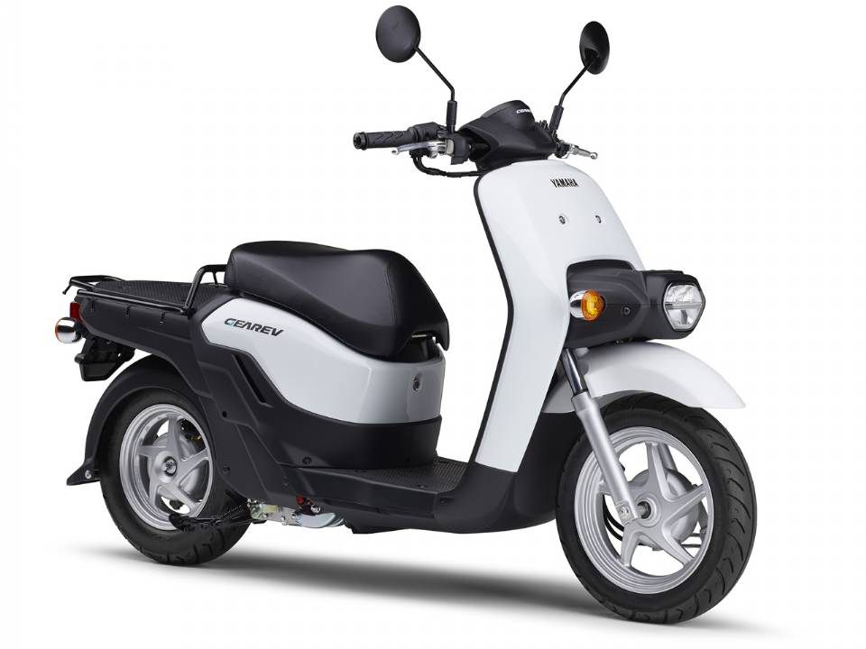 Yamaha lança ciclomotor elétrico com motor e baterias da Honda