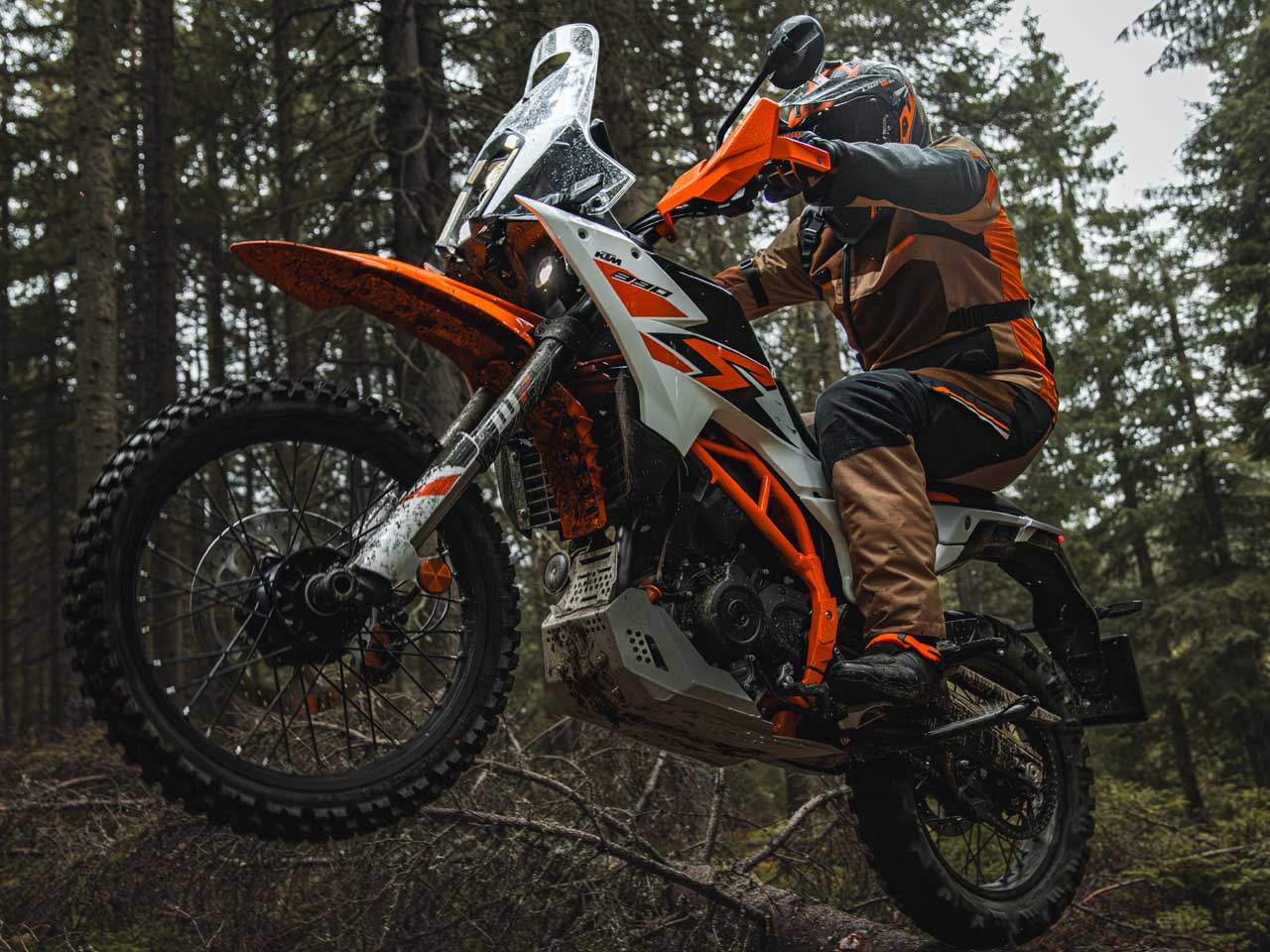 KTM 390 Adventure R chega ao Brasil por R$ 37.990