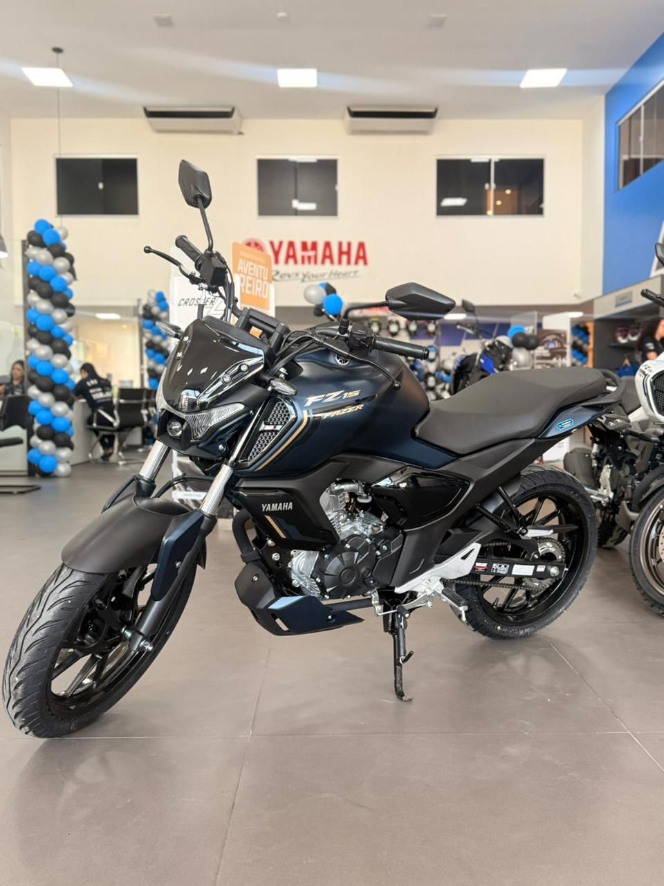 Yamaha FZ-15 2027: o que mudou?
