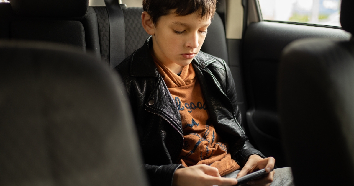 Uber permite que pais vejam viagem dos filhos ao vivo