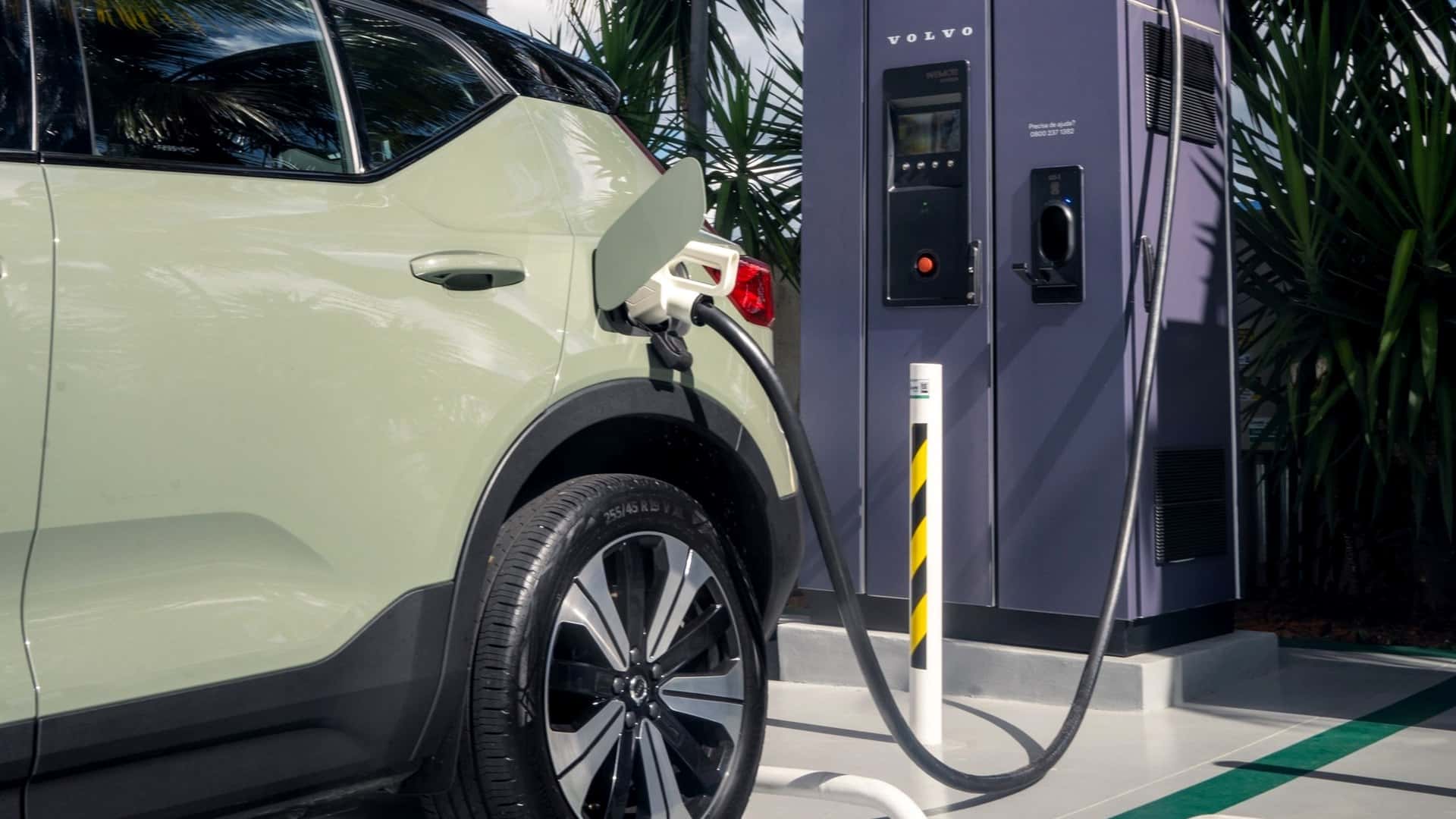 Volvo encerra recargas gratuitas no Brasil