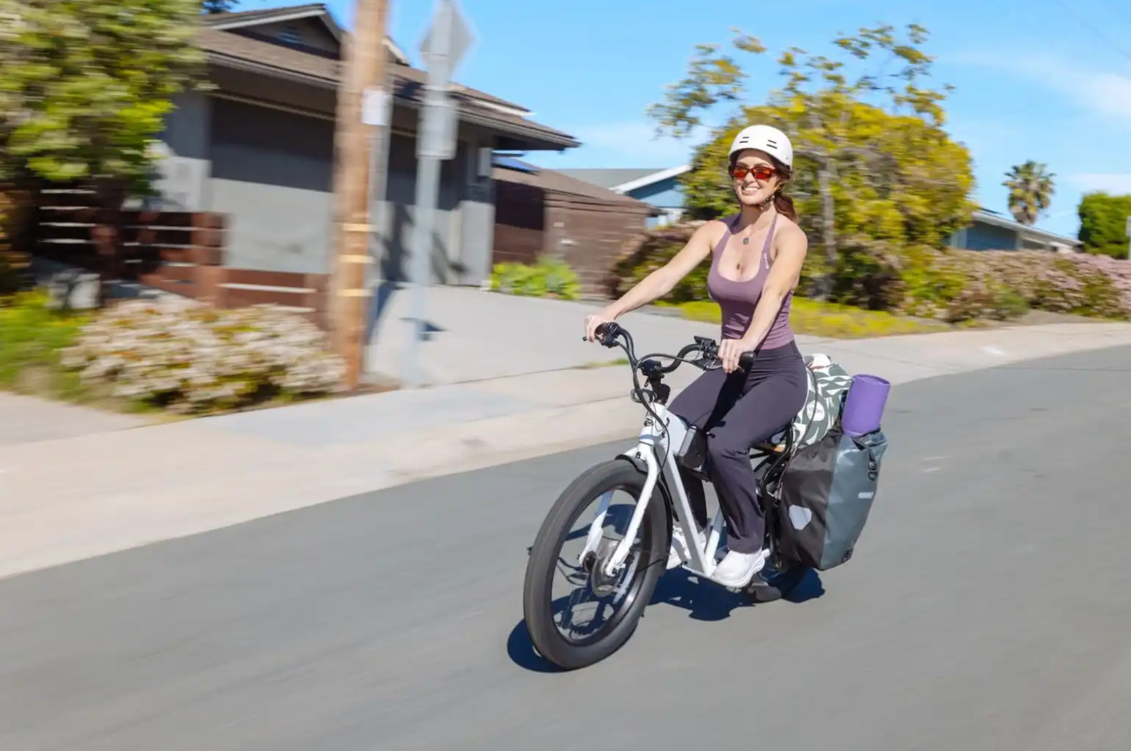 Leve como uma bike, forte como uma picape: nova e-bike surpreende pelo que consegue carregar